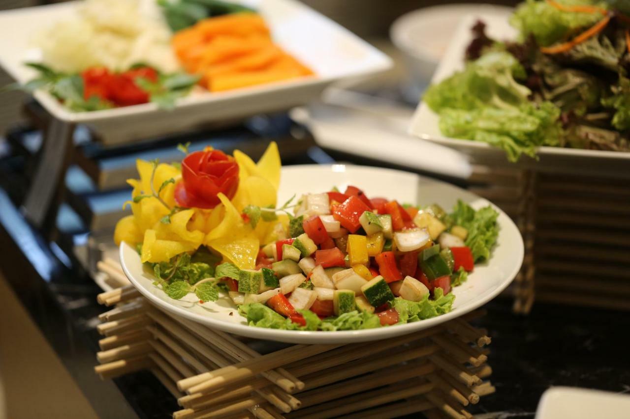 Clivia Hotel & Suite Da Nang Buitenkant foto
