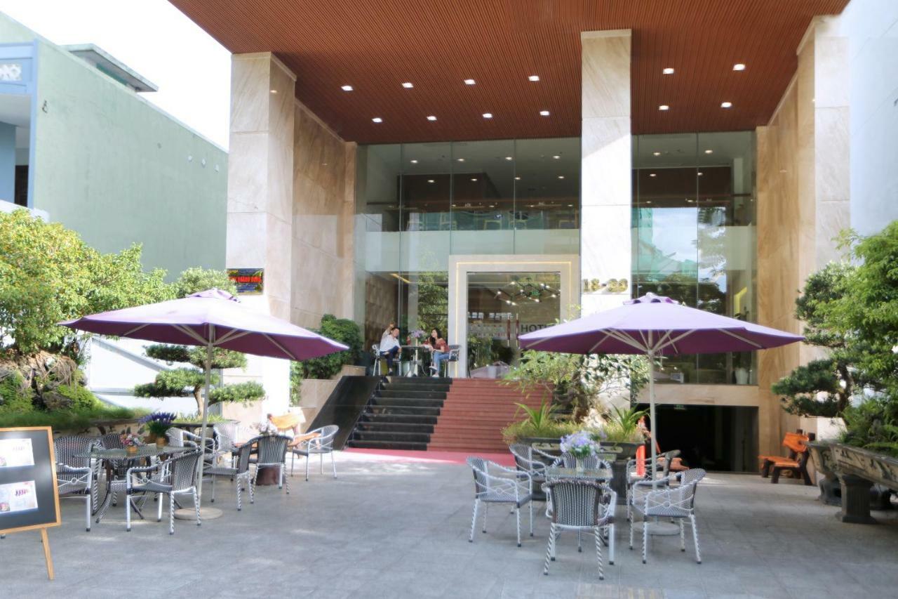 Clivia Hotel & Suite Da Nang Buitenkant foto