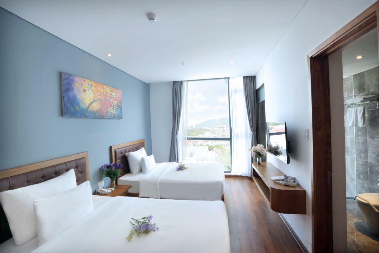Clivia Hotel & Suite Da Nang Buitenkant foto