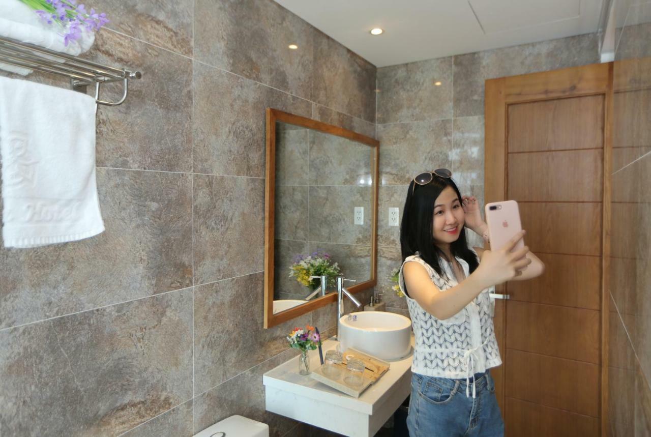 Clivia Hotel & Suite Da Nang Buitenkant foto