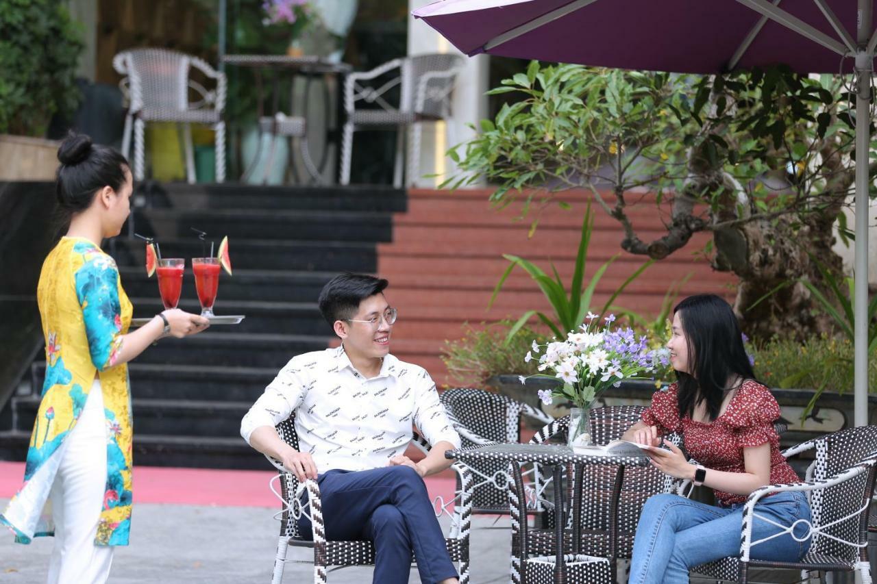Clivia Hotel & Suite Da Nang Buitenkant foto