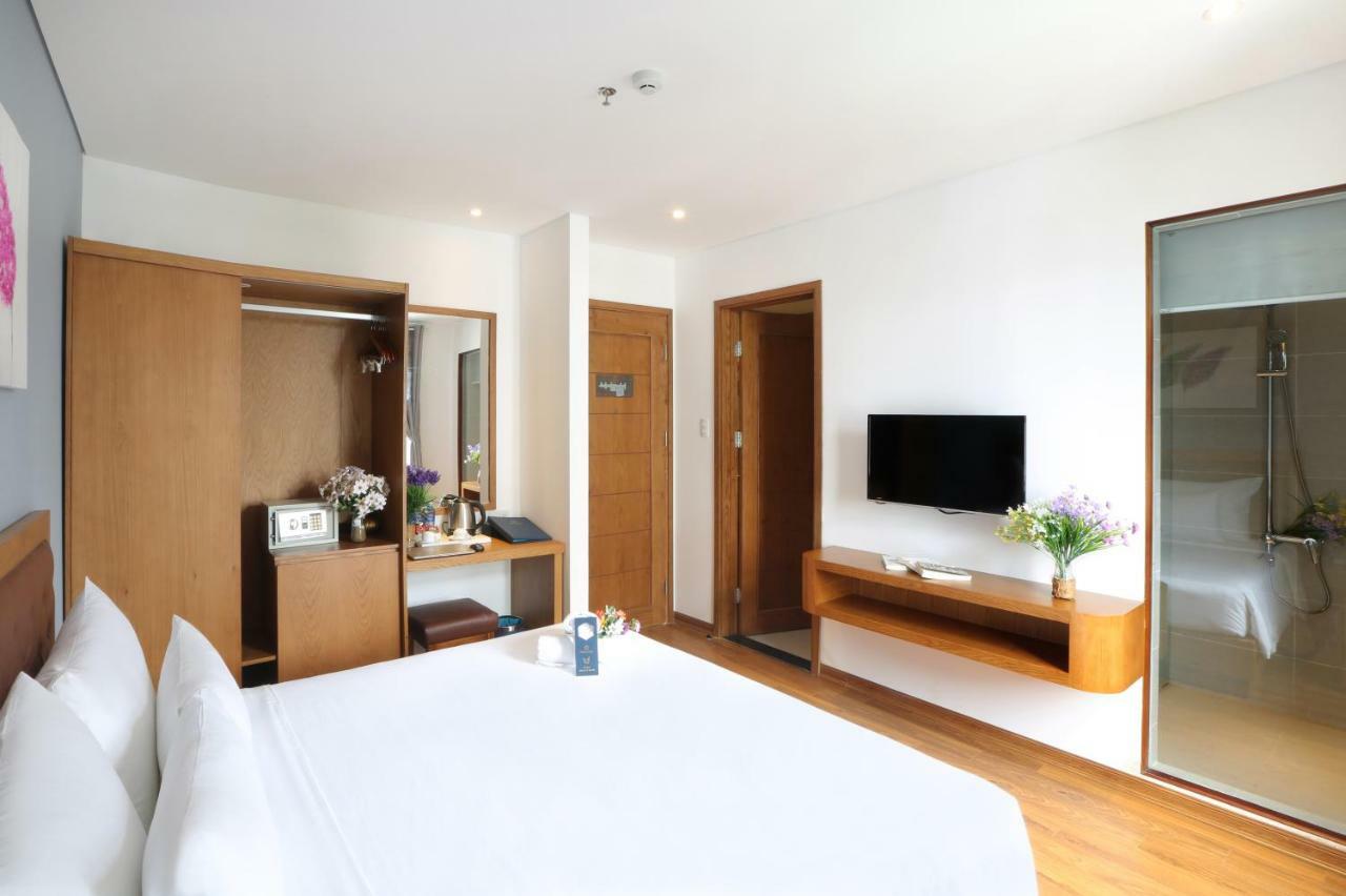 Clivia Hotel & Suite Da Nang Buitenkant foto
