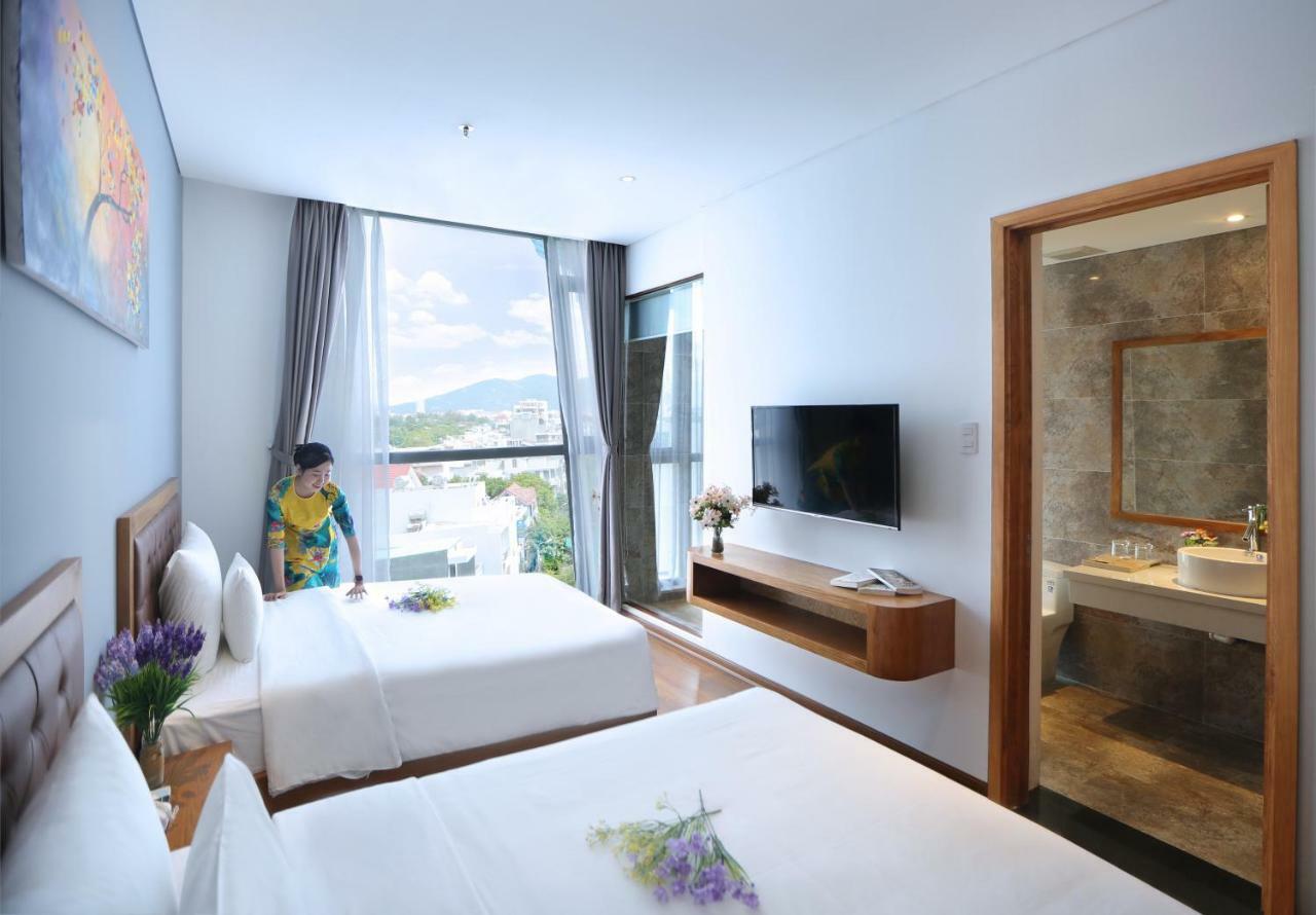 Clivia Hotel & Suite Da Nang Buitenkant foto