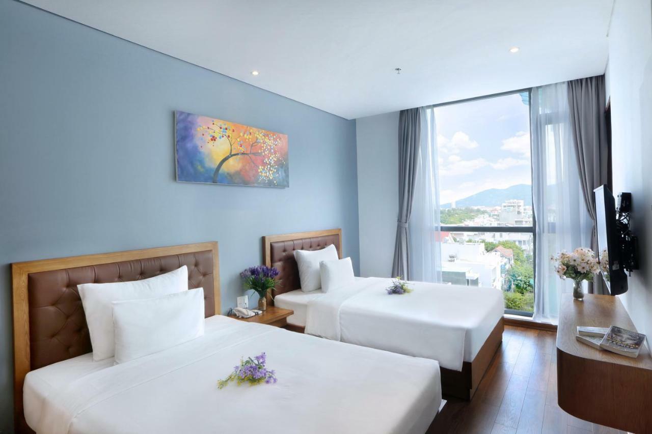 Clivia Hotel & Suite Da Nang Buitenkant foto